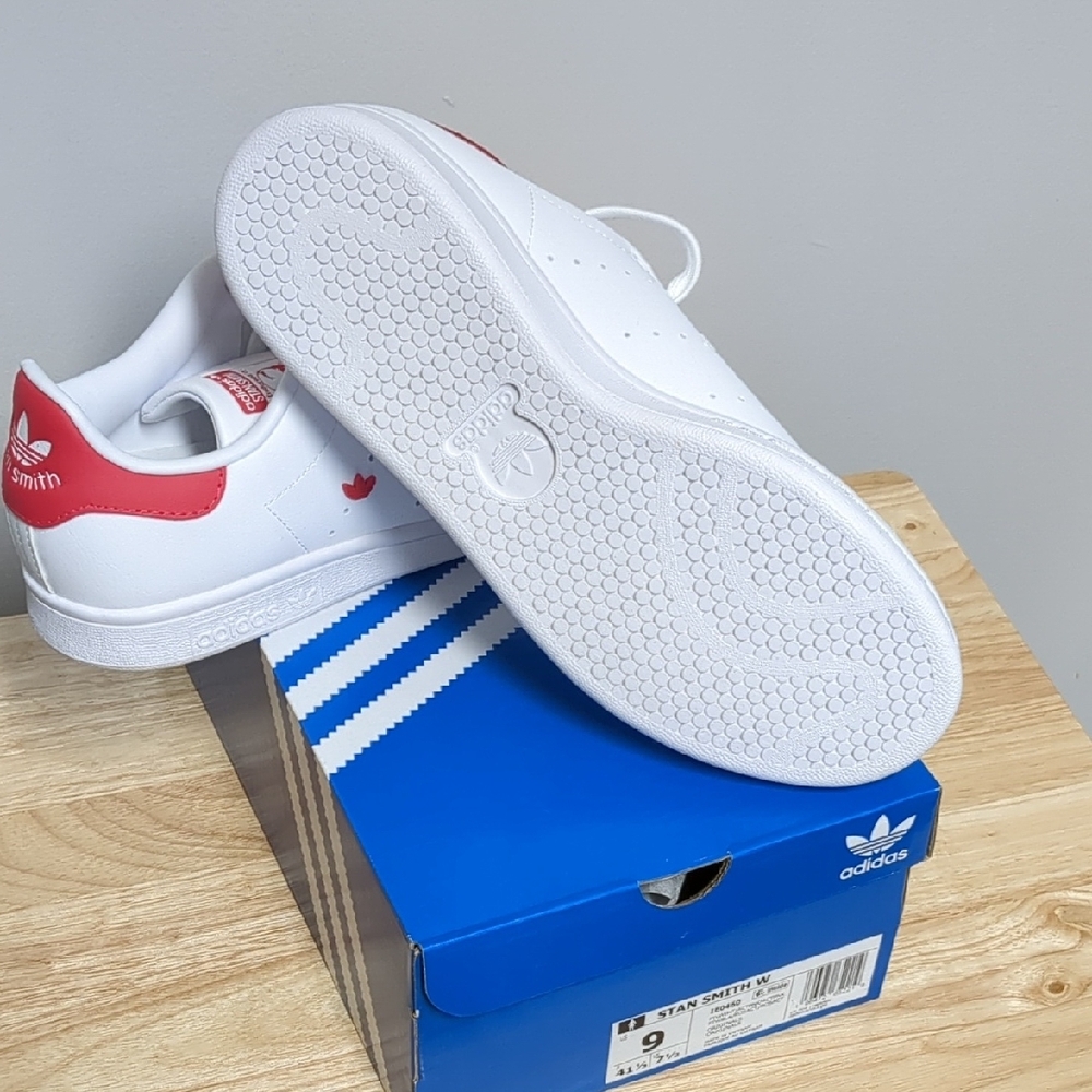 Adidas White and Red Stan Smith Shoes - Picture 5 of 6